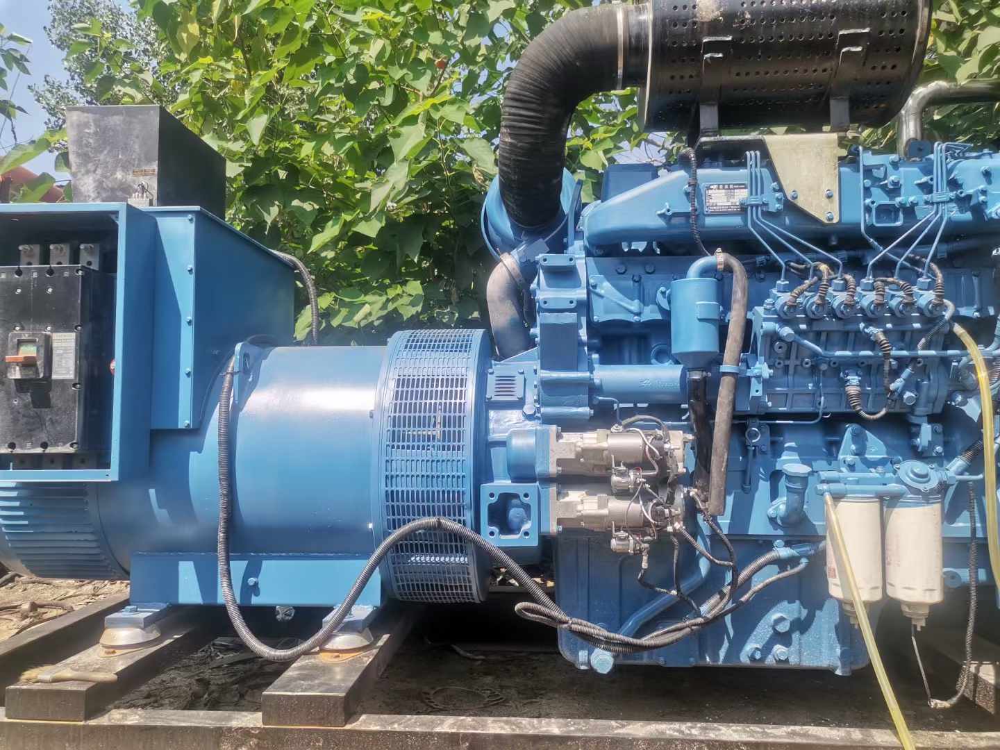 依兰详细说明降低 800kW 柴油发电机输出电流波动的方法